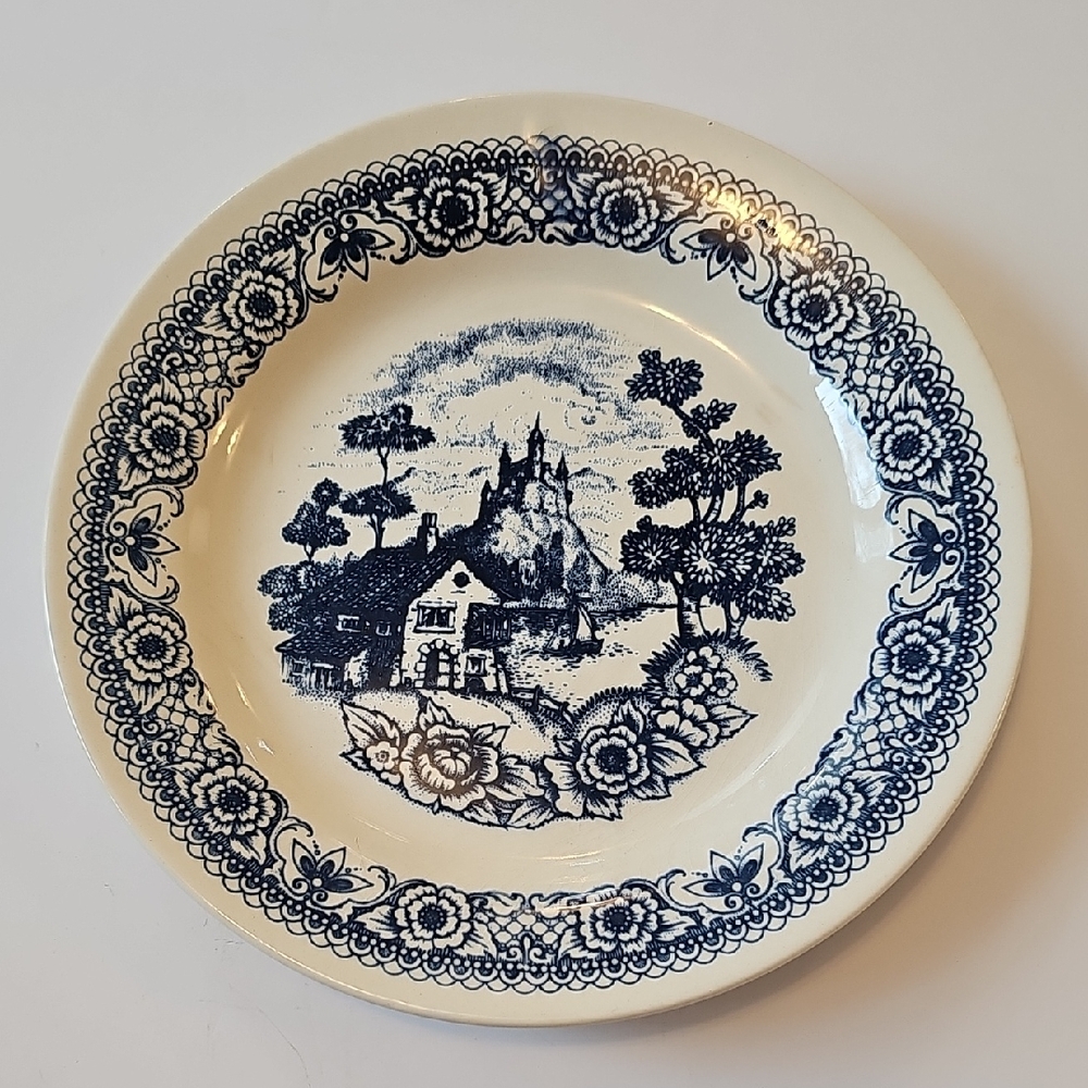 Vtg Lozapenco Chile Plate Blue Transferware Castle Cottage 8 3/4" EUC